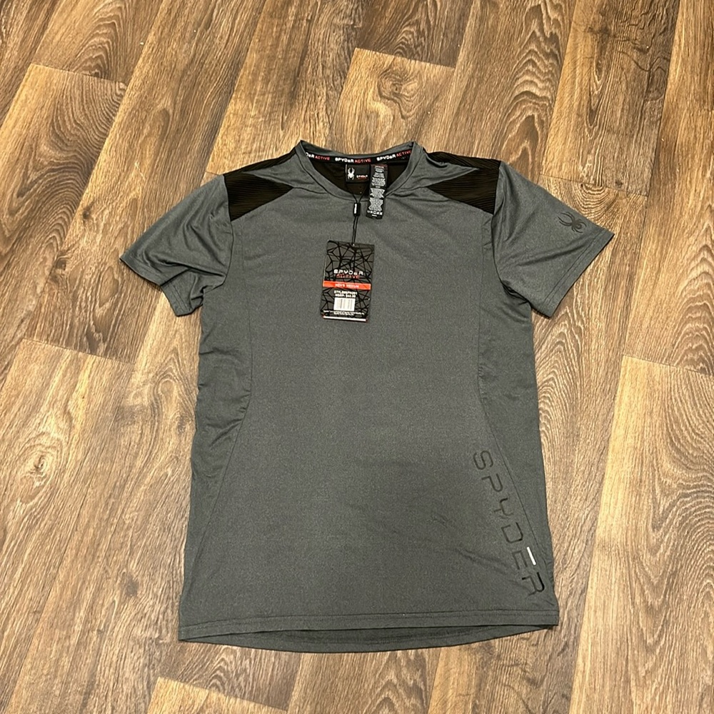 Spyder Active Mens Breathable Shirt Quick Dry Stretch - NWT size Medium